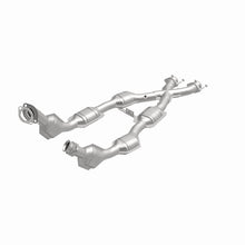 Load image into Gallery viewer, MagnaFlow Direct Fit Catalytic Converter 96-98 Mustang 4.6L 6-Cats