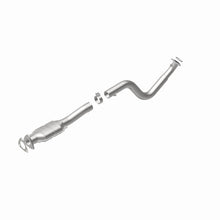 Load image into Gallery viewer, MagnaFlow Direct Fit Catalytic Converter 03-07 GM 2500/3500 P/S OEM