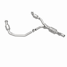 Load image into Gallery viewer, MagnaFlow Direct Fit Catalytic Converter Dodge 01-02 Ram 1500/2500/3500 Van 5.9L