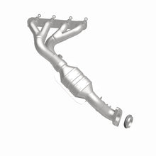 Load image into Gallery viewer, MagnaFlow Direct Fit Catalytic Converter 04-08 Cadillac XLR 4.6L Driver Side