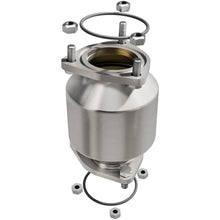 Load image into Gallery viewer, MagnaFlow Direct Fit Catalytic Converter California 04-05 Suzuki Forenza L4-2.0LGAS