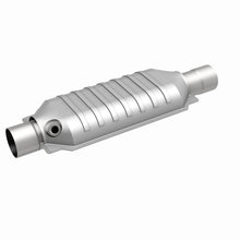 Load image into Gallery viewer, MagnaFlow Universal Catalytic Converter 2.5 Single O2 Boss