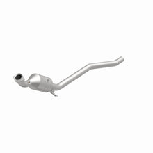 Load image into Gallery viewer, MagnaFlow Direct Fit Catalytic Converter 2006-2011 R350 3.5 L Underbody