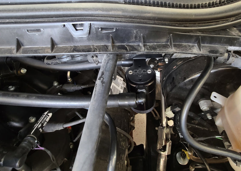 J&amp;L 17-22 Ford F-250 6.2L/7.3L Passenger Side Oil Separator 3.0 - Black Anodized - GTR Auto