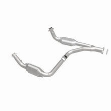 Load image into Gallery viewer, MagnaFlow DF Cat Conv 07-09 Chevrolet/GMC Silverado/Sierra 2500 HD 6.0L Y-Pipe Assy excludes Classic