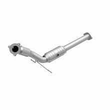 Load image into Gallery viewer, MagnaFlow Direct Fit Catalytic Converter 2001 Volvo V70 X/C 2.4L