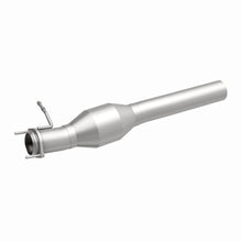 Load image into Gallery viewer, MagnaFlow Direct Fit Catalytic Converter 00-03 Ford F250/350 SD 7.3