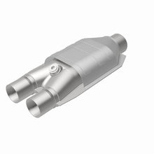 Load image into Gallery viewer, MagnaFlow Universal Catalytic Converter 2.5/2 Single/Dual O2