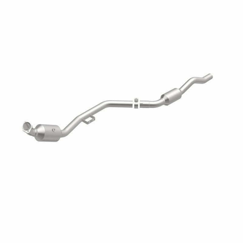 MagnaFlow Direct Fit Catalytic Converter OEM 2007 Mercedes-Benz E350 Underbody - 69.125in Length 5411666