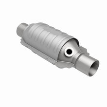 Load image into Gallery viewer, MagnaFlow Universal Catalytic Converter 1.75 with 1-O2 Front CA