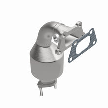 Load image into Gallery viewer, MagnaFlow Direct Fit Catalytic Converter 10-11 Equinox 3.0L Underbody