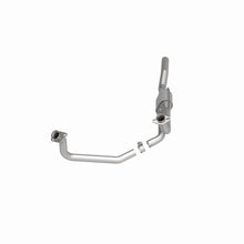 Load image into Gallery viewer, MagnaFlow Direct Fit Catalytic Converter 96-97 Dodge B1500/B2500/B3500 V8 Underbody