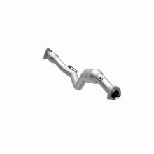Load image into Gallery viewer, MagnaFlow Direct Fit Catalytic Converter 04-06 VW Phaeton 4.2L Passenger Side Front