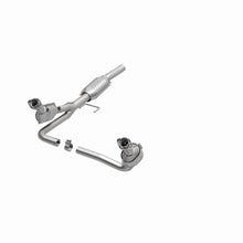 Load image into Gallery viewer, MagnaFlow Direct Fit Catalytic Converter 00-03 Dodge Dakota 3.9L