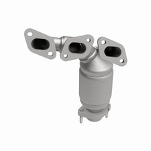 Load image into Gallery viewer, MagnaFlow Direct Fit Catalytic Converter Contour 2.5L Rear Manifold