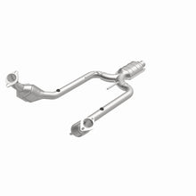 Load image into Gallery viewer, MagnaFlow Direct Fit Catalytic Converter Thunderbird-Cougar 95-96