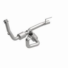 Load image into Gallery viewer, MagnaFlow Direct Fit Catalytic Converter 99-01 G Cherokee Front 4.7L