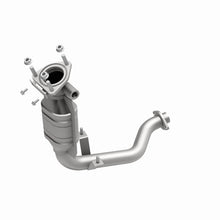 Load image into Gallery viewer, MagnaFlow Direct Fit Catalytic Converter 01-04 Escape 2.0 OEM