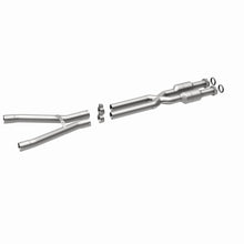 Load image into Gallery viewer, MagnaFlow Direct Fit Catalytic Converter 12-13 Chevy Corvette 6.2L