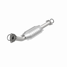 Load image into Gallery viewer, MagnaFlow Direct Fit Catalytic Converter 03-04 Toyota Tundra V8 4.7L Gas