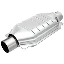 Load image into Gallery viewer, MagnaFlow Universal Catalytic Converter 2.5 W/O2 Boss