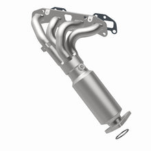 Load image into Gallery viewer, MagnaFlow Direct Fit Catalytic Converter 05-13 Nissan Frontier 2.5L