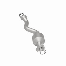 Load image into Gallery viewer, MagnaFlow Direct Fit Catalytic Converter 09-10 Honda Fit 1.5L Rear