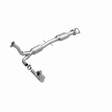 Load image into Gallery viewer, MagnaFlow Direct Fit Catalytic Converter 00-04 S10/Sonoma 4.3L