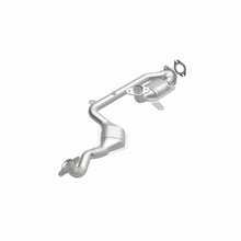 Load image into Gallery viewer, MagnaFlow Direct Fit Catalytic Converter 95-97 Lincoln Continental