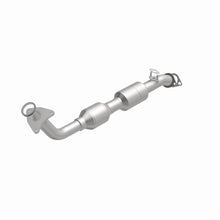 Load image into Gallery viewer, MagnaFlow Direct Fit Catalytic Converter 98-02 Lexus LX470 4.7L OEM