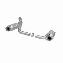 Load image into Gallery viewer, MagnaFlow Direct Fit Catalytic Converter Raider 2006 8 4.7L