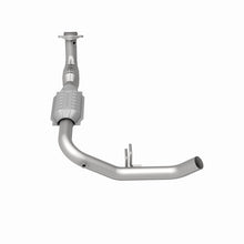 Load image into Gallery viewer, MagnaFlow Direct Fit Catalytic Converter 99-02 Expedition 5.4L 4wd