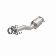 Load image into Gallery viewer, MagnaFlow Direct Fit Catalytic Converter 2009-2014 Sentra 2.0 L Underbody