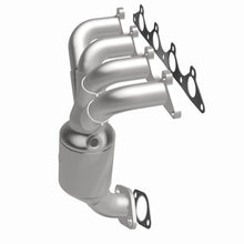 Load image into Gallery viewer, MagnaFlow Direct Fit Catalytic Converter 00-02 Hyundai Accent 1.5L