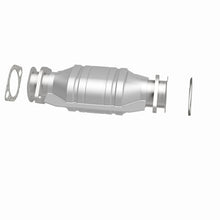 Load image into Gallery viewer, MagnaFlow Direct Fit Catalytic Converter 96-01 Altima 2.4L rear 50S