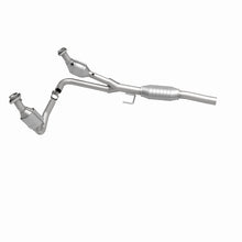 Load image into Gallery viewer, MagnaFlow Direct Fit Catalytic Converter 00-03 Dodge Dakota 3.9L