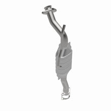 Load image into Gallery viewer, MagnaFlow Direct Fit Catalytic Converter Ford-Lincoln-Mercury 8