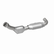 Load image into Gallery viewer, MagnaFlow Direct Fit Catalytic Converter 00-01 Ford F-150 4.6L 2wd