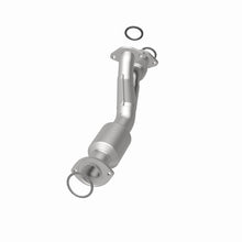 Load image into Gallery viewer, MagnaFlow Direct Fit Catalytic Converter 96-97 Lexus GS300 3.0L