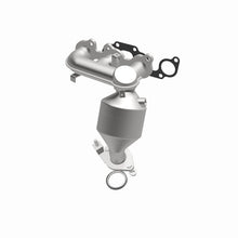 Load image into Gallery viewer, MagnaFlow Direct Fit Catalytic Converter Avalon/Sienna front manif