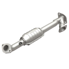 Load image into Gallery viewer, MagnaFlow Direct Fit Catalytic Converter 05-07 4Runner Passenger Side Rear