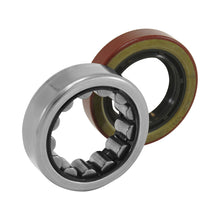 Load image into Gallery viewer, Yukon Gear R1563TAV Axle Bearing and Seal Kit / Torringtonbrand / 2.250in OD / 1.400in ID - GTR Auto