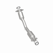 Load image into Gallery viewer, MagnaFlow Direct Fit Catalytic Converter 2009-2013 Cube 1.8 L Underbody