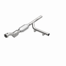 Load image into Gallery viewer, MagnaFlow Direct Fit Catalytic Converter F150/F250 97-98 4.6L PS 4wd