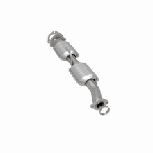 Load image into Gallery viewer, MagnaFlow Direct Fit Catalytic Converter 98-00 Ranger Rear 3.0L/4.0L