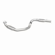 Load image into Gallery viewer, MagnaFlow Direct Fit Catalytic Converter 07-08 Express 2500 4.8L Driver Side