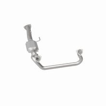 Load image into Gallery viewer, MagnaFlow Direct Fit Catalytic Converter Astro-Safari Van 96-99