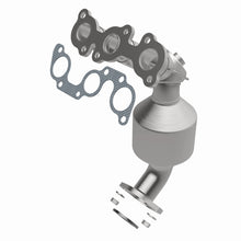 Load image into Gallery viewer, MagnaFlow Direct Fit Catalytic Converter California Grade 04-06 Toyota Camry 3.3L