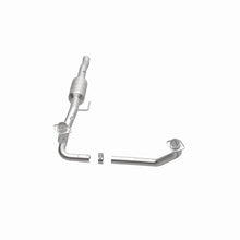 Load image into Gallery viewer, MagnaFlow Direct Fit Catalytic Converter 00 Dodge Durango 5.2/5.9L
