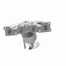 Load image into Gallery viewer, MagnaFlow Direct Fit Catalytic Converter 11-15 Kia Sportage OEM Manifold
